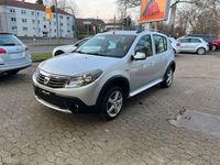 Second-hand Dacia Sandero Stepway 84 CP (61 kW) 2012 Argintiu SUV