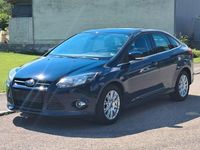 Gebraucht Ford Focus Titanium 182 PS (133 kW) 2011 Blau Limousine