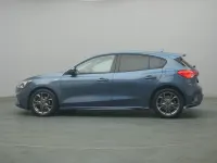 Gebraucht Ford Focus ST-Line 125 PS (91 kW) 2022 Chroma blau Limousine