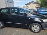Gebraucht VW Fox 54 PS (39 kW) 2005 Silber Kleinwagen