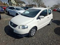 Gebraucht VW Fox 60 PS (44 kW) 2011 Weiß Kleinwagen