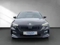 Gebraucht Skoda Scala Monte Carlo 150 PS (110 kW) 2023 Blackmagic perleffekt (metallic) Kleinwagen