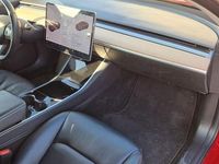 Gebraucht Tesla Model 3 191 kW (261 PS) 2018 Rot Limousine