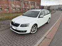 Gebraucht Skoda Octavia Joy 150 PS (110 kW) 2016 Weiß Kleinwagen