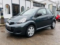 Gebraucht Toyota Aygo Basis 68 PS (50 kW) 2010 Grau Kleinwagen