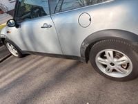 Gebraucht Mini Cooper 90 PS (66 kW) 2004 Silber Kleinwagen