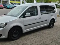 Gebraucht VW Caddy Maxi 105 PS (77 kW) 2012 Silber Van / Kleinbus