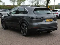 Gebraucht Porsche Cayenne 462 PS (339 kW) 2022 Grau SUV