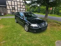 Gebraucht VW Passat 110 PS (80 kW) 2003 Schwarz Kombi