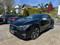 Gebraucht Infiniti Q30 211 PS (155 kW) 2017 Schwarz Kleinwagen