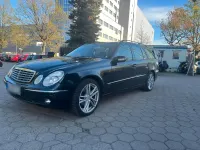 Second-hand Mercedes E200 163 CP (119 kW) 2005 Negru Break