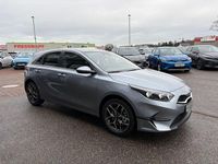 Neu Kia Ceed Style 101 PS (74 kW) 2026 Silber Kleinwagen