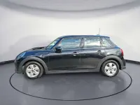 Gebraucht Mini Cooper Essential 136 PS (100 kW) 2022 Schwarz Kleinwagen