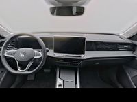 Używany VW Passat Elegance 150 KM (110 kW) 2024 Szary Minivan