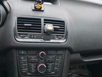 Gebraucht Opel Meriva 2012 Weiß Van / Kleinbus