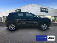 Neu Jeep Avenger Altitude 101 PS (74 kW) 2026 Schwarz SUV