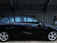 Gebraucht Mercedes A180 109 PS (80 kW) 2012 Schwarz Limousine