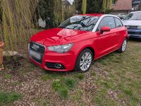Gebraucht Audi A1 85 PS (62 kW) 2011 Rot Kleinwagen