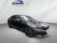 Gebraucht BMW 520 M Sport 197 PS (144 kW) 2024 Schwarz Limousine