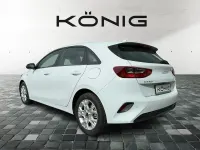 Usado Kia Ceed Edition 7 101 CV (74 kW) 2023 Blanco Utilitario