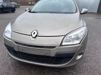 Gebraucht Renault Mégane III Expression 110 PS (80 kW) 2012 Limousine