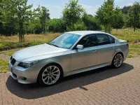 Gebraucht BMW 545 M Sport 333 PS (244 kW) 2004 Silber Limousine