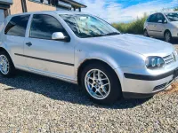 Gebraucht VW Golf IV 90 PS (66 kW) 2001 Silber Limousine