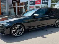 Gebraucht BMW 550 400 PS (294 kW) 2019 Black sapphire metallic Kombi
