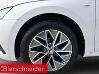 Gebraucht Skoda Octavia Ambition 150 PS (110 kW) 2023 Weiß Kombi