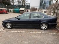Gebraucht BMW 523 170 PS (125 kW) 1998 Blau Limousine