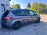 Używany Ford S-MAX Titanium 140 KM (102 kW) 2012 Minivan