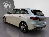 Gebraucht Mercedes B200 Progressive 163 PS (119 kW) 2025 Silberlack hightechsilber Van / Kleinbus
