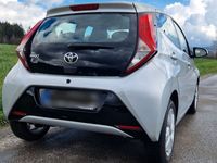 gebraucht Toyota Aygo (X) 1,0-l-VVT-i x-play club Kamera 5-türig