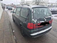 Gebraucht VW Sharan 116 PS (85 kW) 2003 Grün Van / Kleinbus