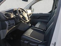 Gebraucht Citroën Jumpy 102 PS (75 kW) 2021 Weiß Van / Kleinbus