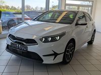 Gebraucht Kia Ceed Style 140 PS (102 kW) 2025 Weiß Kleinwagen