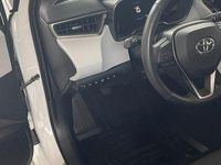 Gebraucht Toyota Corolla Team 116 PS (85 kW) 2021 Weiß Limousine