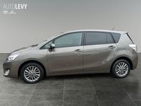 Gebraucht Toyota Verso Comfort 148 PS (108 kW) 2016 Platinumbronze metallic Van / Kleinbus