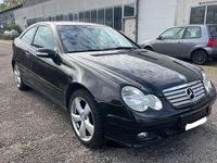 Gebraucht Mercedes C180 143 PS (105 kW) 2004 Schwarz Coupé
