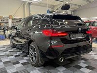 Gebraucht BMW 118 Shadowline 136 PS (100 kW) 2025 Schwarz ii Kleinwagen