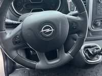 Gebraucht Opel Vivaro 116 PS (85 kW) 2015 Grün Van / Kleinbus