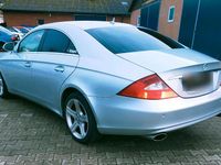 Gebraucht Mercedes CLS320 224 PS (164 kW) 2007 Silber Coupé