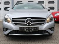 Gebraucht Mercedes A180 Urban 122 PS (89 kW) 2014 Silber Limousine