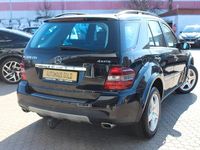 Gebraucht Mercedes ML320 224 PS (164 kW) 2007 Schwarz SUV
