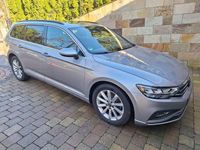 Gebraucht VW Passat Business 150 PS (110 kW) 2023 Silber Kombi