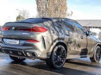 Gebraucht BMW X6 M Sport 530 PS (389 kW) 2024 Manhattan metallic SUV