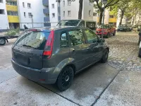 Gebraucht Ford Fiesta 75 PS (55 kW) 2004 Grau Kleinwagen
