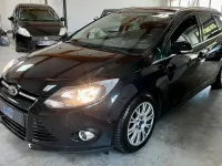 Gebraucht Ford Focus 116 PS (85 kW) 2011 Schwarz Kombi