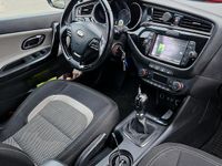 Gebraucht Kia Ceed 138 PS (101 kW) 2016 Weiß Kleinwagen