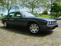 Gebraucht Jaguar XJ8 Sovereign 286 PS (210 kW) 2001 Grau Limousine